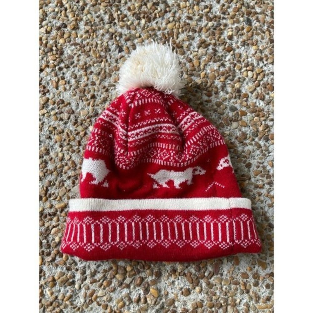 Cute adult red and white beanie with pompom!